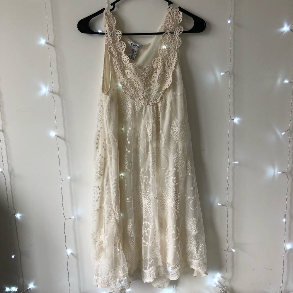 White/Creme Floral Lace Dress